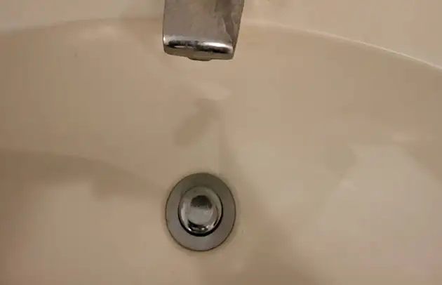 東近江市能登川の洗面排水の髪詰まり施工事例写真