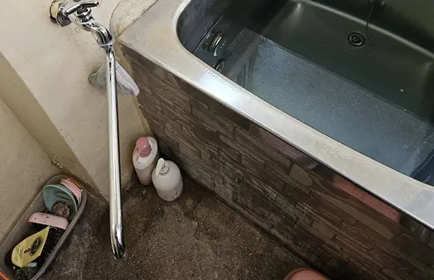 米原市醒井の浴室排水の詰まり滞留施工事例写真