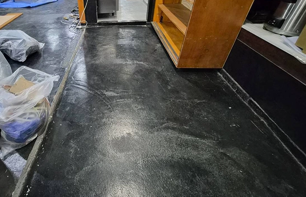 草津市の洗い場床詰まり除去施工事例写真