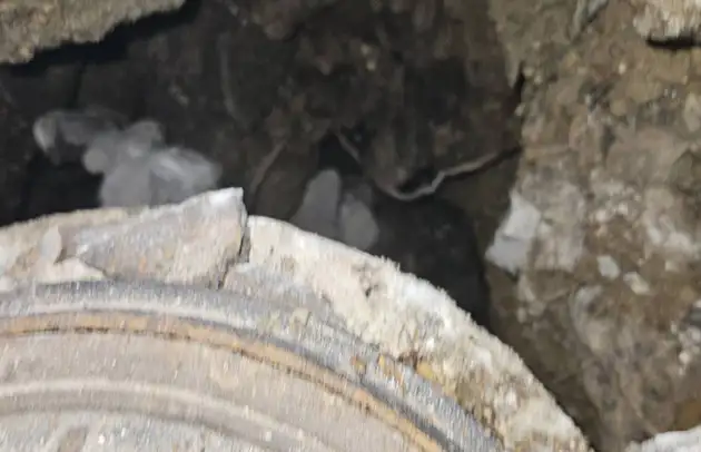 東近江市蒲生の破損した汚水桝の交換と排水改善施工事例写真