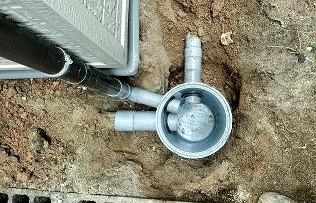 彦根市稲部町のズレた汚水桝の交換と排水修理施工事例写真