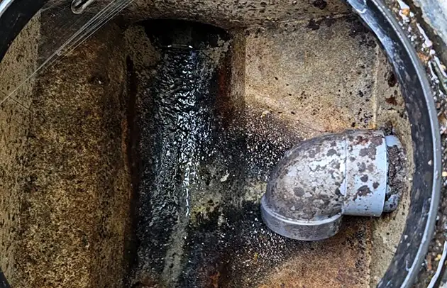 竜王町山之上の排水が流れないキッチン詰まりの高圧洗浄施工事例写真