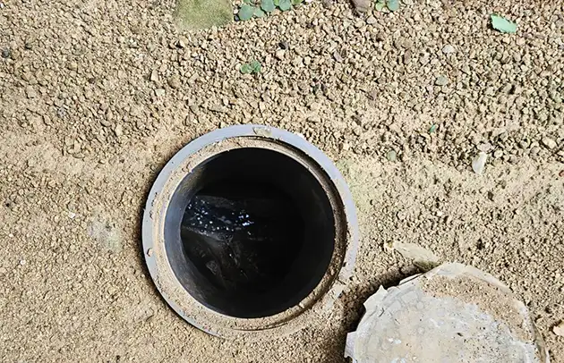 多賀町多賀の流れが悪い排水管の高圧洗浄対応施工事例写真