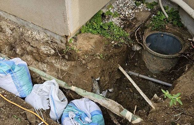  草津市の排水管勾配調整施工事例写真