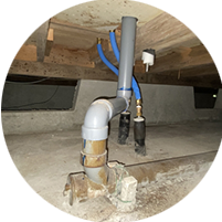 床下排水管の写真