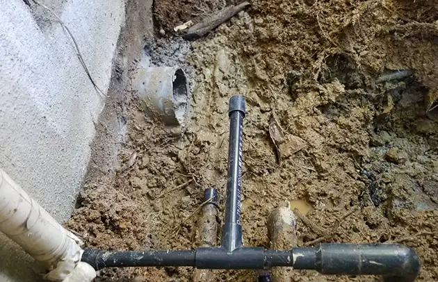 日野町内池の屋外埋設管の漏水特定とピンポイント修理施工事例写真