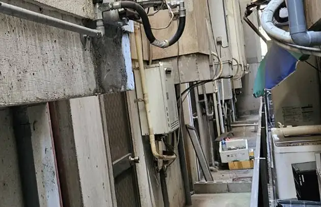 日野町村井の凍結破裂による給水管緊急修理対応施工事例写真