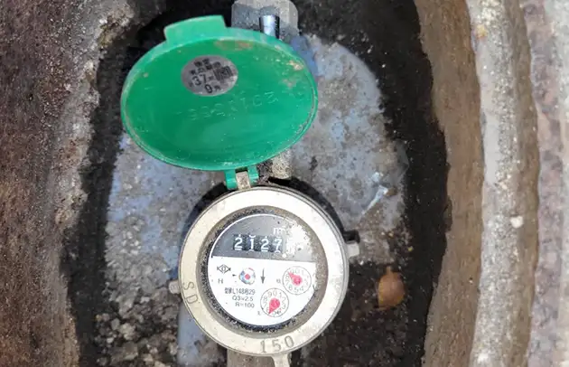 米原市下多良の水道代増加による漏水調査と修理施工事例写真