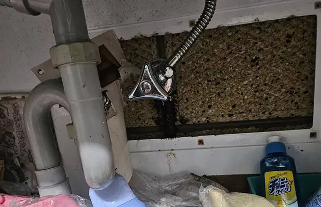 長浜市八幡東町の検針指摘による漏水調査と原因特定施工事例写真