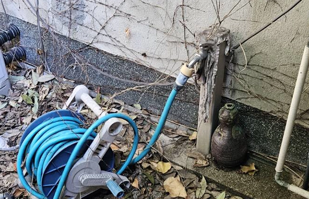 大津市の屋外水道管破裂の修理施工事例写真