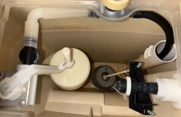 東近江市八日市東本町の止まらないトイレ給水弁の水漏れ施工事例写真