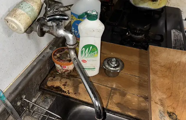 米原市顔戸のキッチン蛇口本体継ぎ目の水漏れ施工事例写真