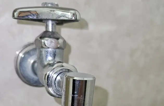 長浜市湖北町の洗濯機水栓のスピンドル摩耗水漏れ施工事例写真