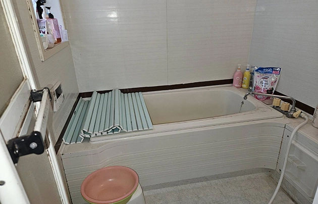 彦根市のお風呂排水栓水漏れ修理施工事例写真