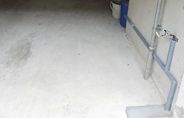 彦根市のガレージ立水栓水漏れ修理施工事例写真