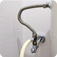 トイレの給水管