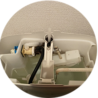 トイレタンク内部