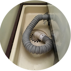 お風呂蛇口の止水栓の写真